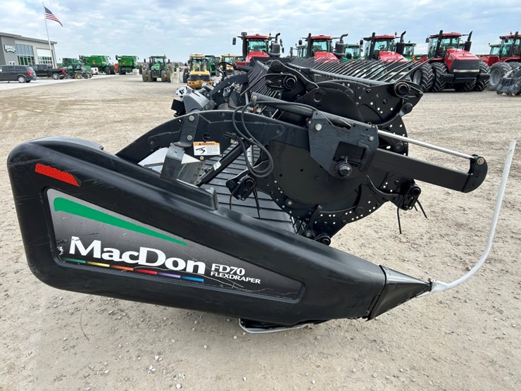 2008-mac-don-fd70-image-4