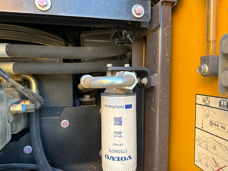 #32825-•-volvo-ec200e-crawler-excavator-image-62