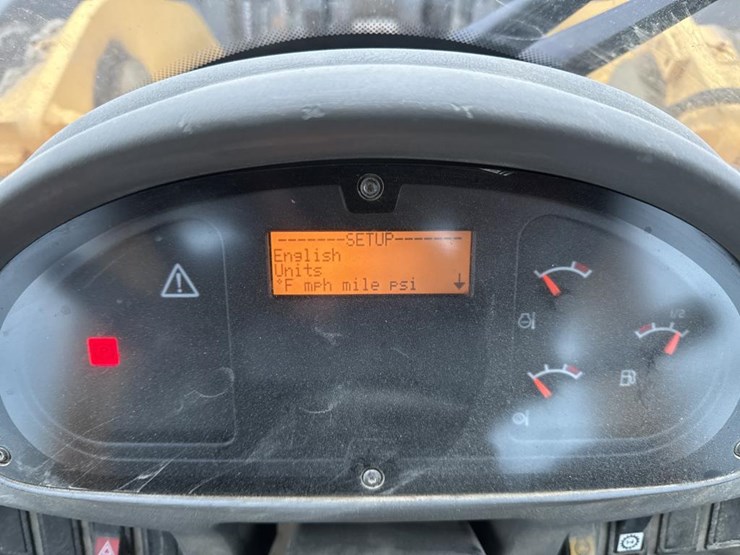 #1911-•-2004-volvo-220e-loader-image-56