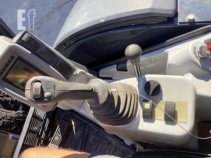 2020-deere-35g-image-16