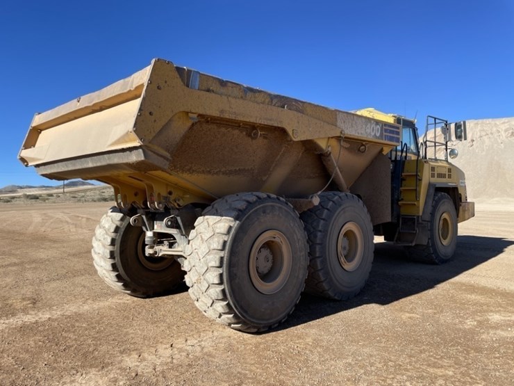 2021-komatsu-hm400-image-5