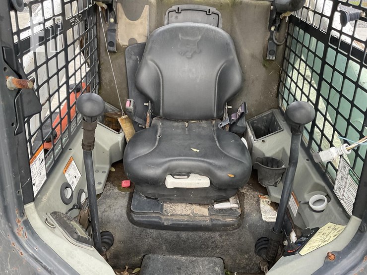 2016-bobcat-s650-image-11