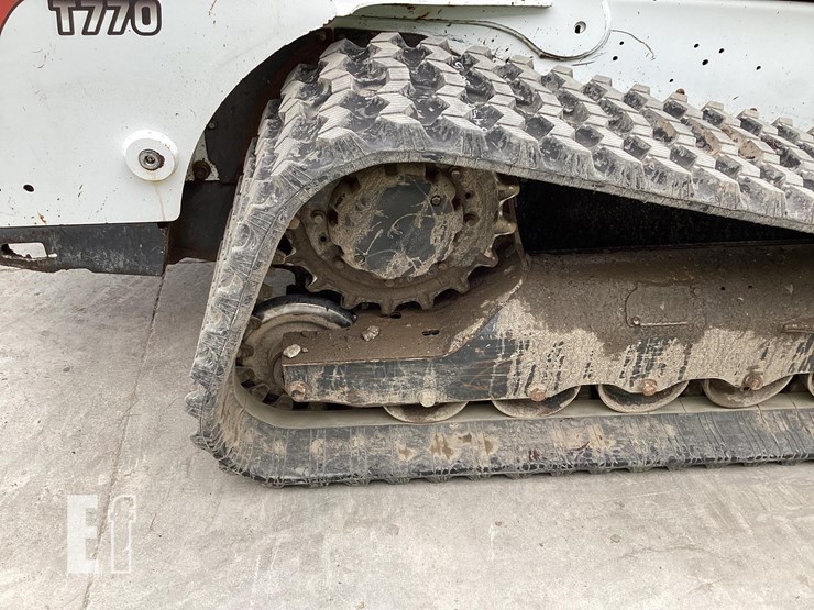 2019-bobcat-t770-image-12