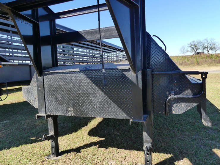 2024-trailer-world-96"-x-25'-trailer-image-14