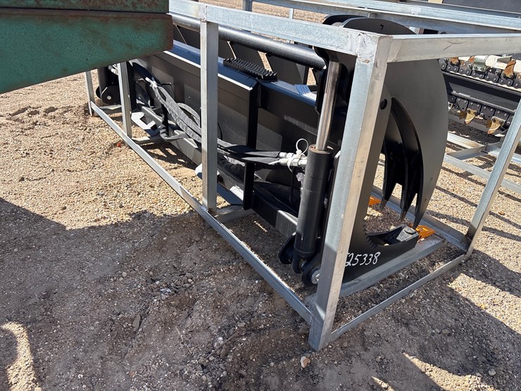 #25338-•-heavy-grass-fork-grapple-image-2