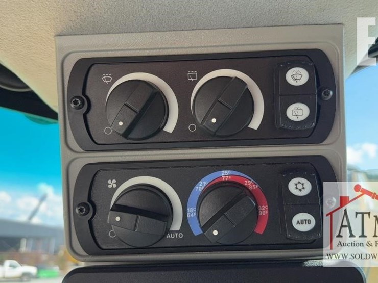 2019-caterpillar-962m-image-47