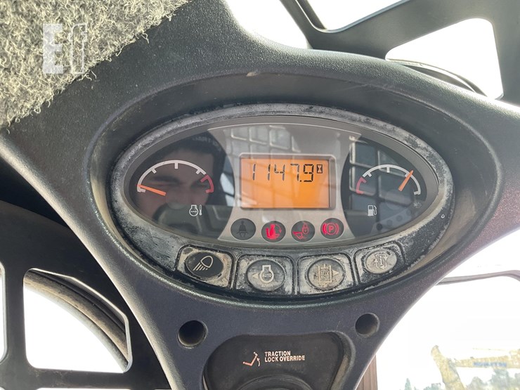 2016-bobcat-s650-image-20