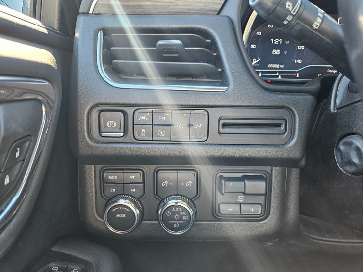 2022-gmc-yukon-xl-image-45