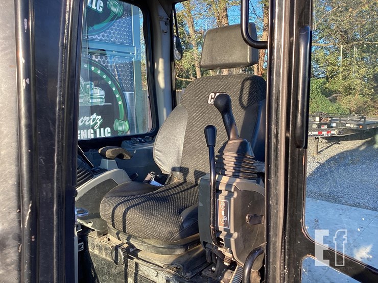 2016-caterpillar-304e2-cr-image-16