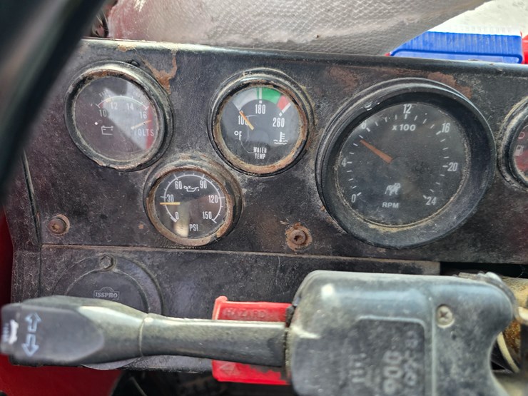 2001-mack-le613-image-50