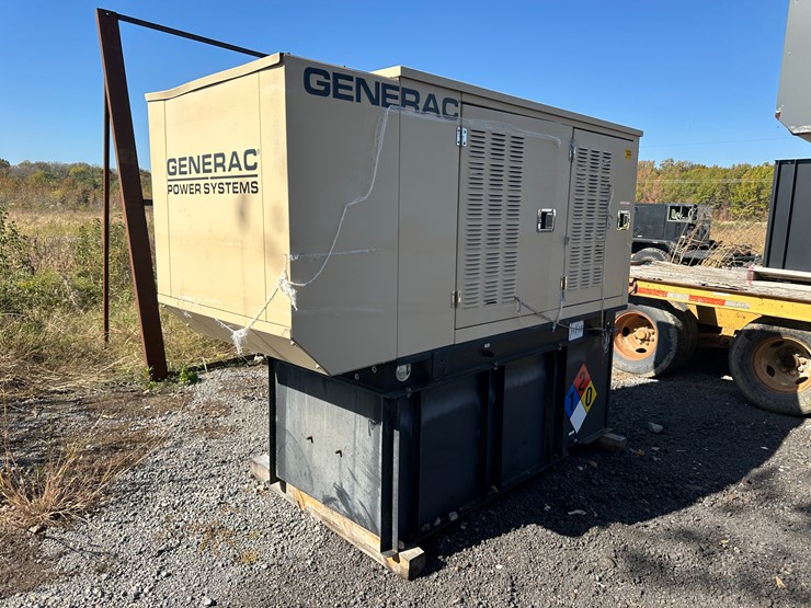 john-deere-4024t-image-2