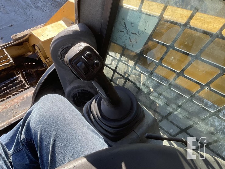 2014-caterpillar-272d-xhp-image-14