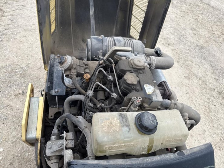 2009-dynapac-cc900-image-35