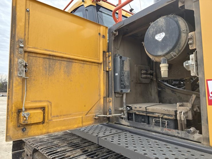 #1881-•-2020-volvo-ec480e-excavator-image-36