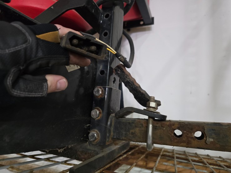 #22371-•-western-2500-bumper-hitch-spreader-image-3