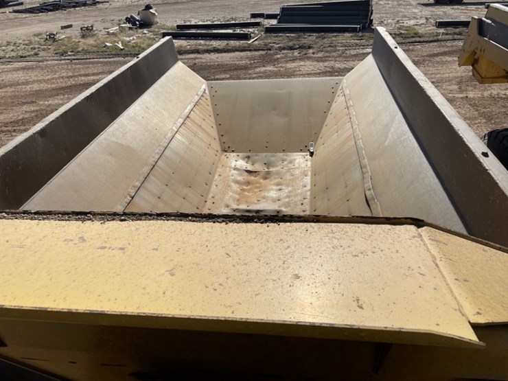 2021-komatsu-hm400-image-27