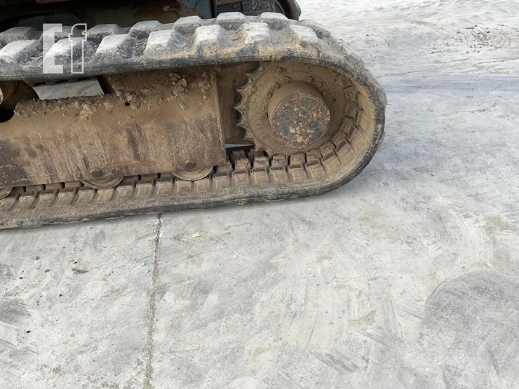 2008-yanmar-vio27-image-12