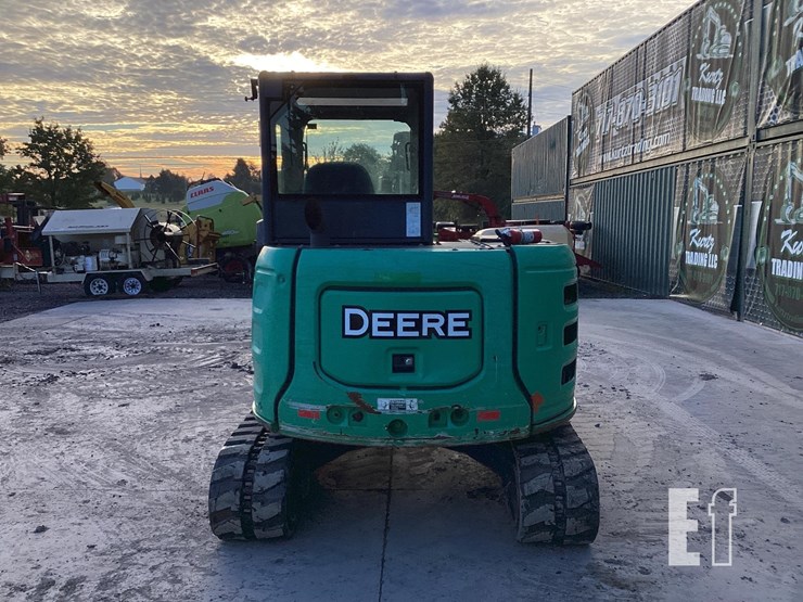 2017-deere-60g-image-3