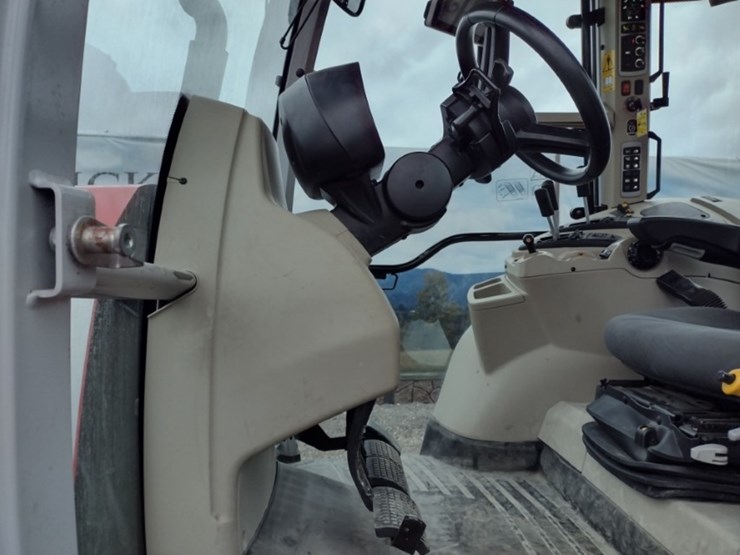 23-massey-ferguson-mf7s155-tractor-(qea-4008)-image-14