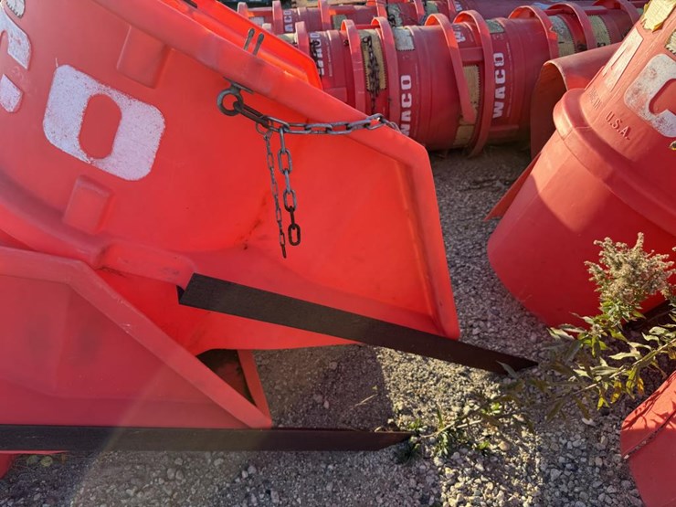 #4293-•-waco-trash-chutes-image-12