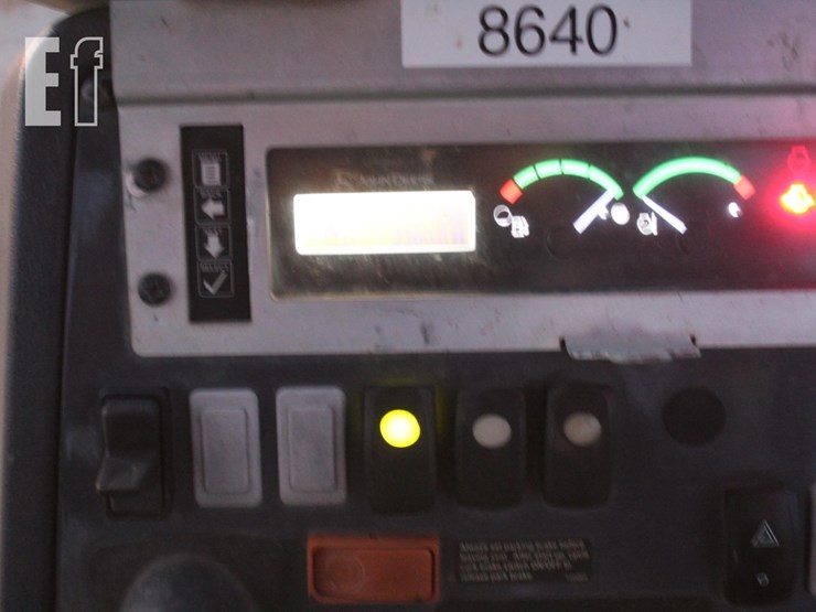 deere-310l-ep-image-7