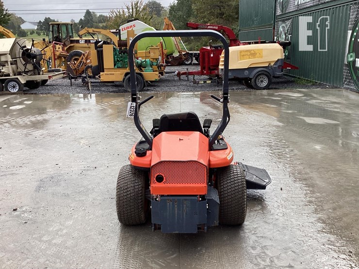 2015-kubota-zd221-image-3