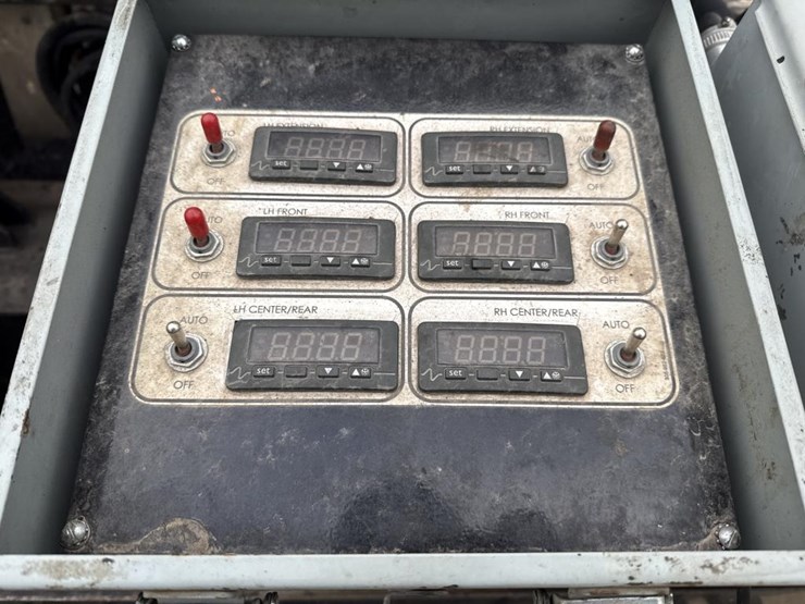 2006-cedarapids-cr552-image-33