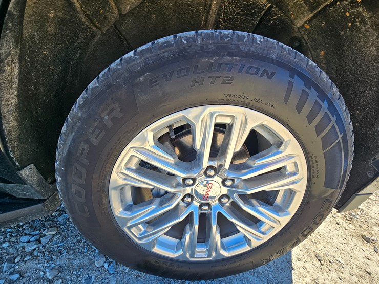 2022-gmc-yukon-xl-image-65