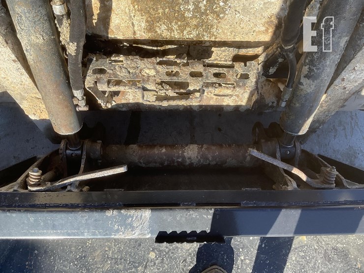 2015-bobcat-t550-image-10