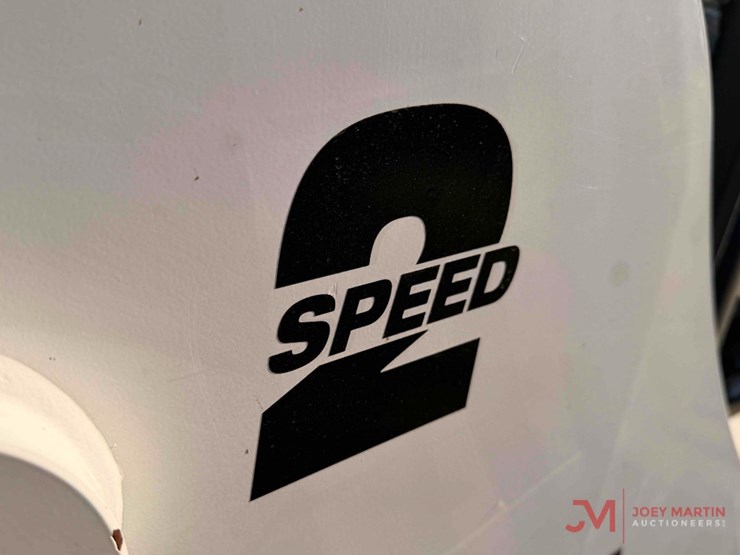 2022-bobcat-t770-image-13