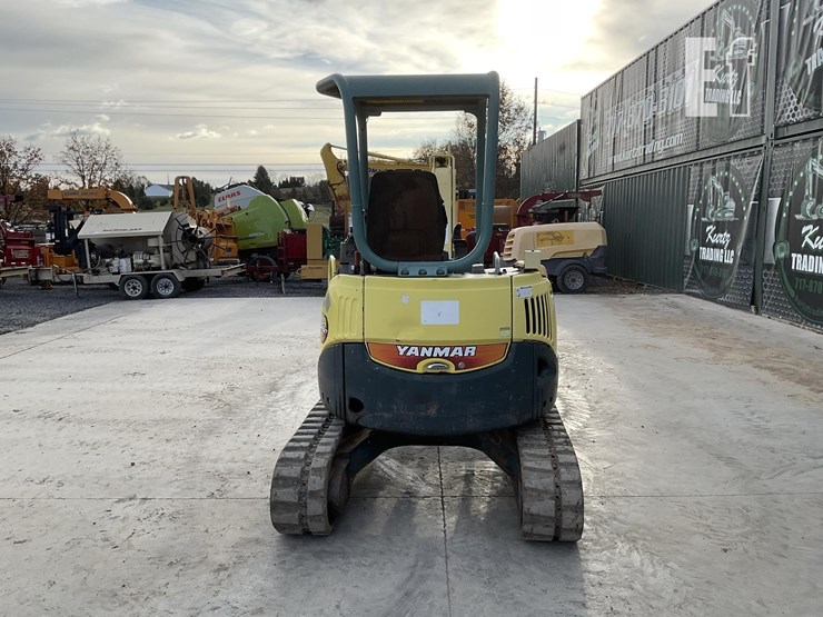 2008-yanmar-vio27-image-3