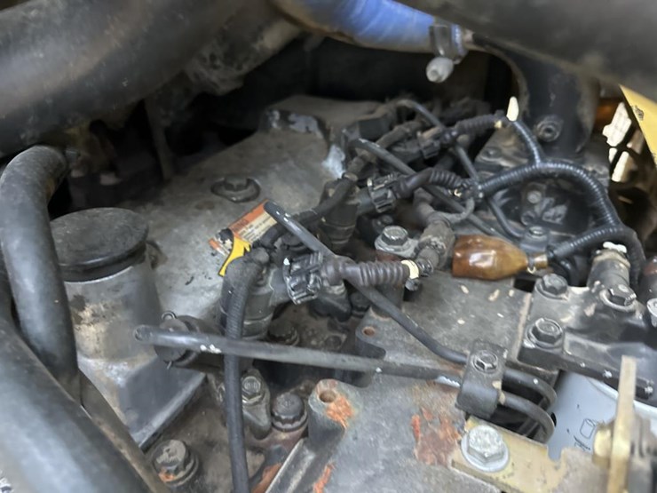 2009-dynapac-cc324-image-23