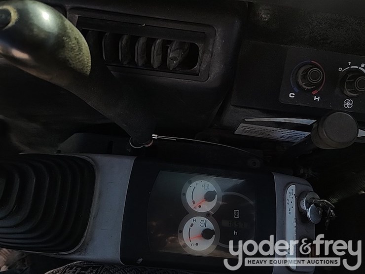 2020-komatsu-pc56-7-image-22