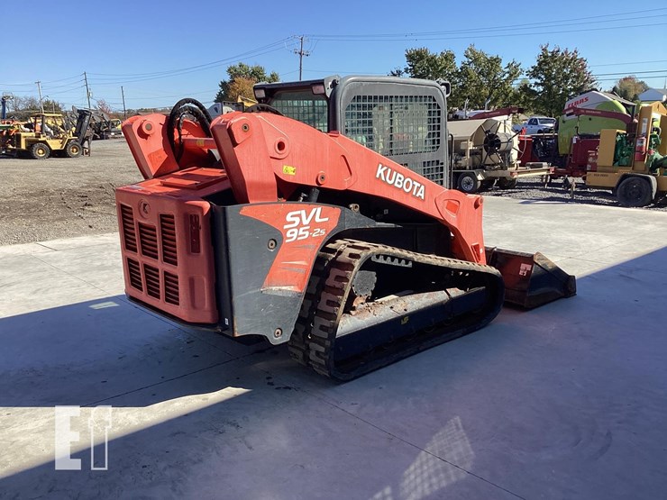 2019-kubota-svl95-2s-image-4
