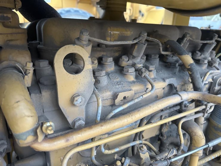 2017-caterpillar-cs-323-image-20