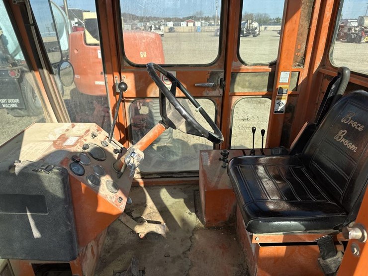 #1905-•-broce-sweeper-image-32