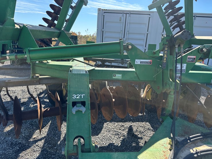 john-deere-637-image-41