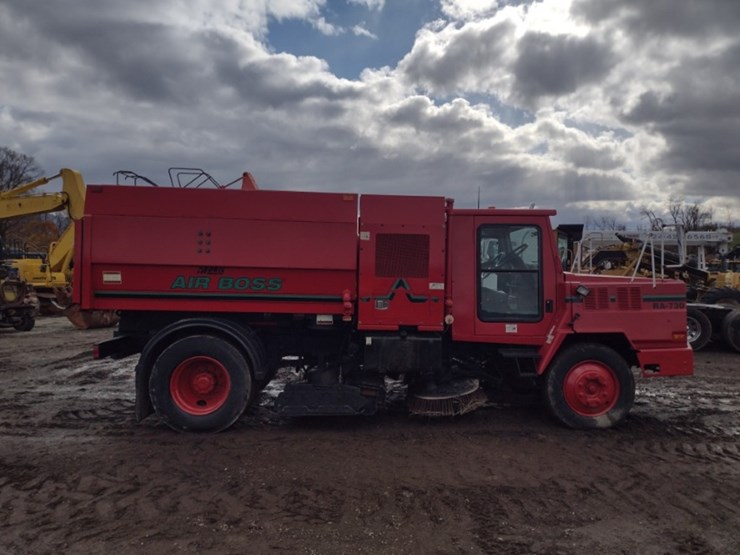 athey-ra-730-street-sweeper-(qea-4003)-image-3