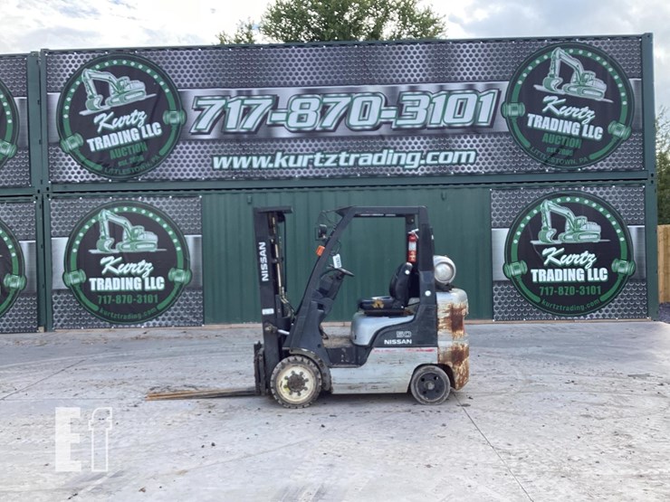 2010-nissan-mcpl02a25lv-image-1