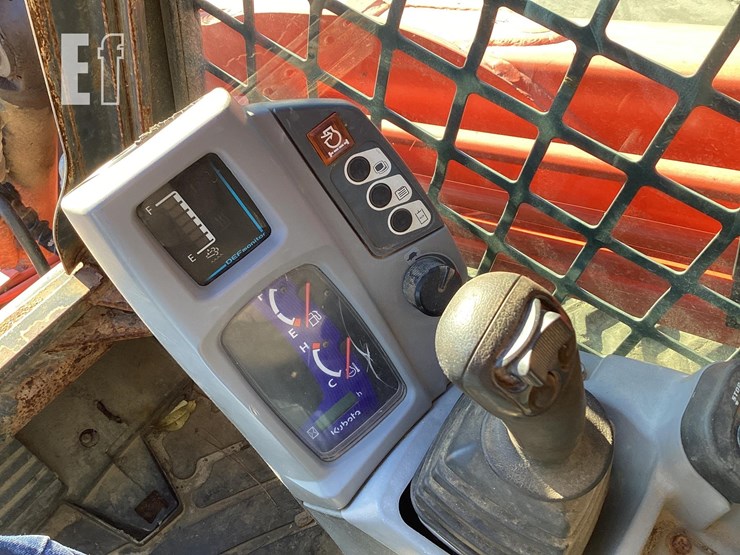 2018-kubota-svl95-2s-image-18