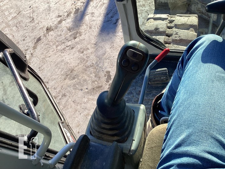 2019-takeuchi-tb290-image-20