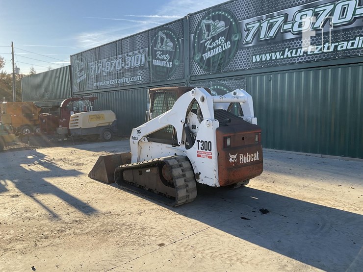 2005-bobcat-t300-image-2