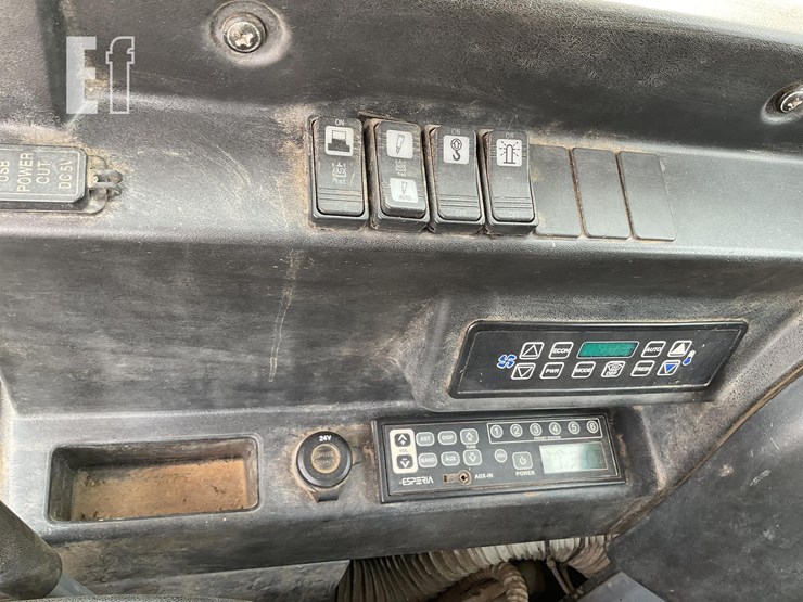 2019-takeuchi-tb2150-image-20