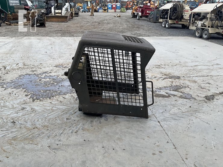 2006-bobcat-t300-image-3