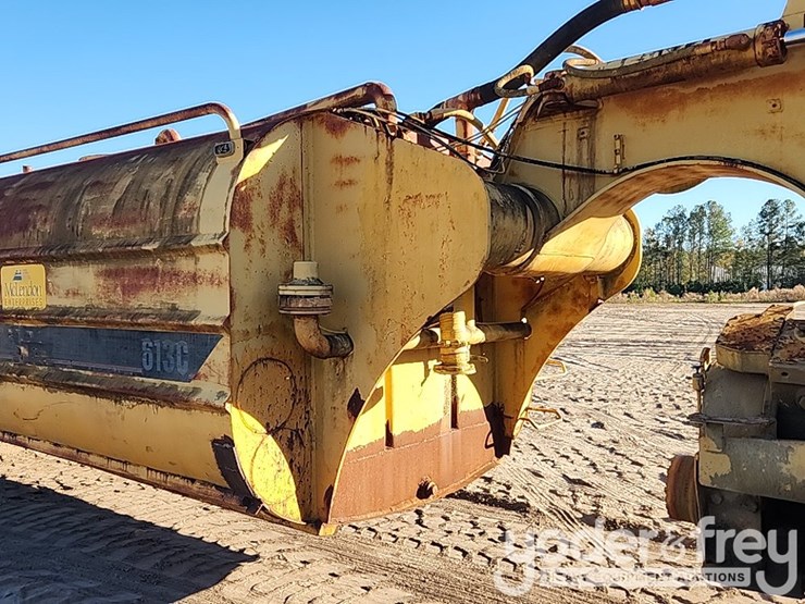 1990-caterpillar-613c-image-21