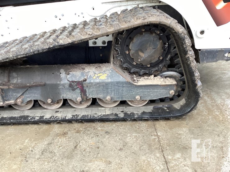 2023-bobcat-t770-image-10