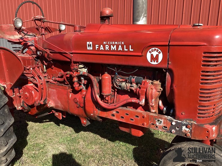 1953-farmall-super-m-2wd-tractor-image-17
