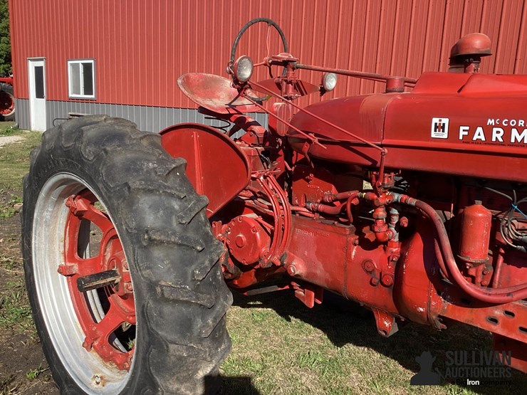 1953-farmall-super-m-2wd-tractor-image-16