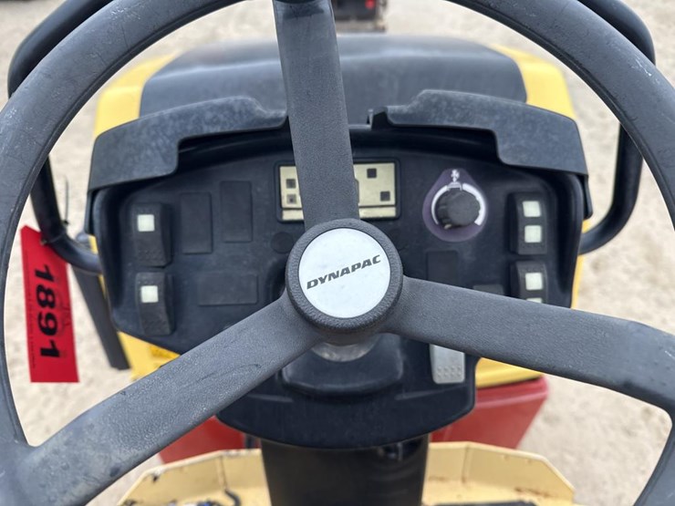 #1891-•-2011-dynapac-cc12000-roller-image-36