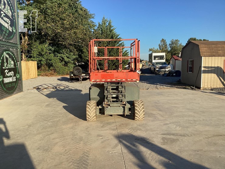 2016-skyjack-sj6832rt-image-7